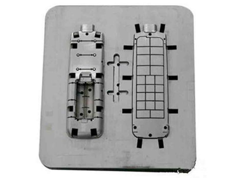 渠精密塑料模-08